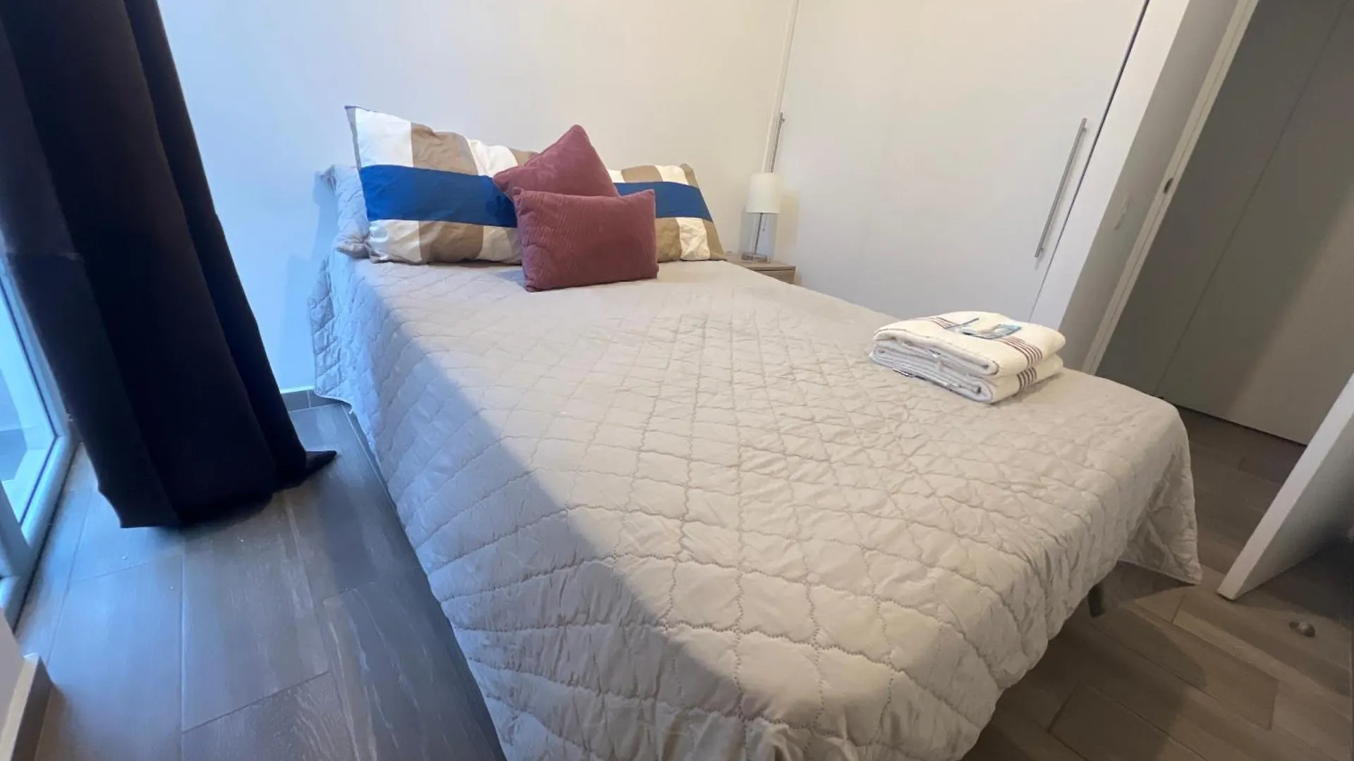 Apartment Apartamento Monaco En Zona 13 A La Par Del Aeropuerto 2 Habitaciones!