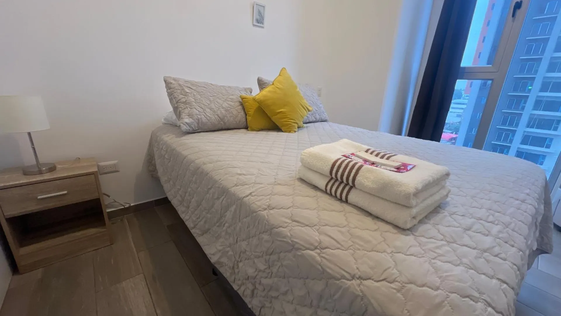 Apartamento Monaco En Zona 13 A La Par Del Aeropuerto 2 Habitaciones! Apartment Guatemala City