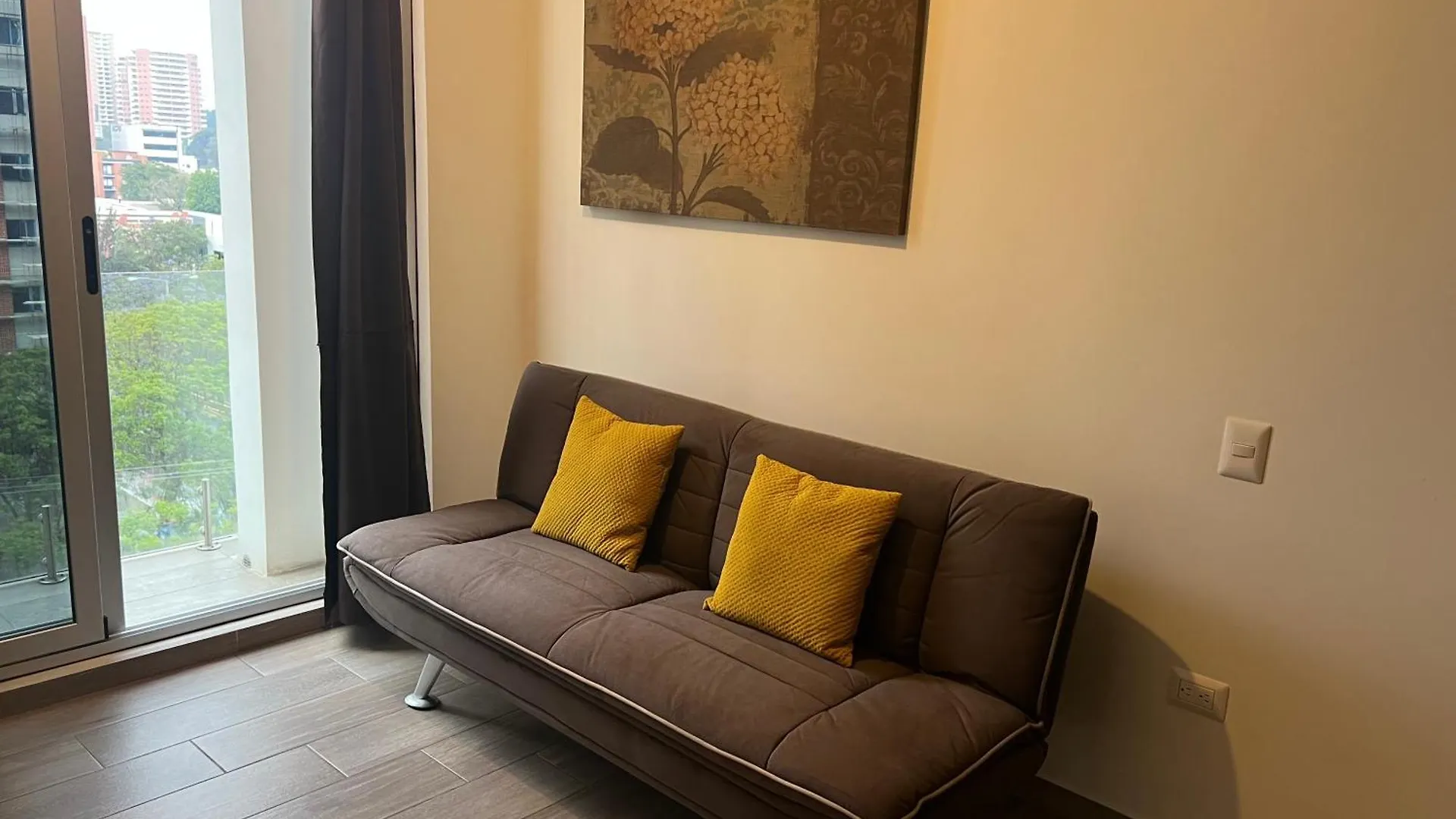 Apartamento Monaco En Zona 13 A La Par Del Aeropuerto 2 Habitaciones! 0*, Guatemala City Guatemala